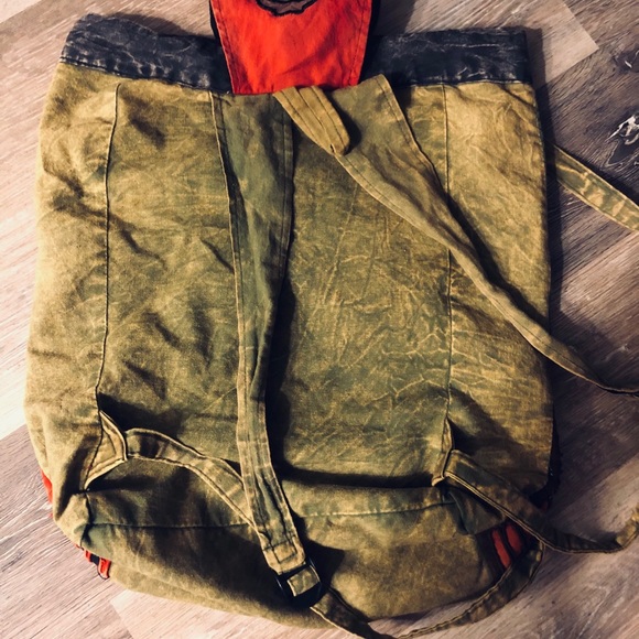 Full size backpack - Picture 9 of 10